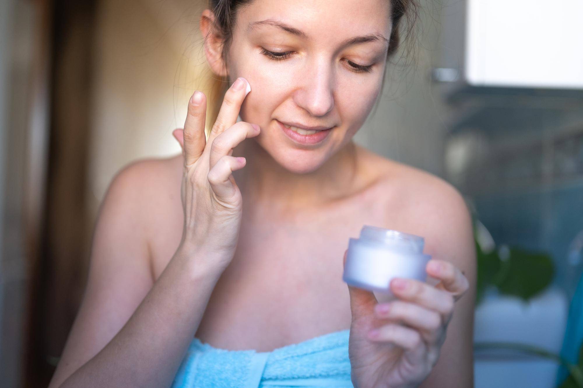 Czy retinol wysusza skórę?